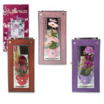 FLORES ARTIFICIALES CON TAZA EN VIDRIO DECORATIVO