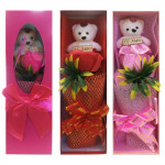 RAMO ROSAS CON OSO FELIZ DIA EN CAJA: