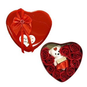 ROSAS CON OSO EN CAJA CORAZON METALICA